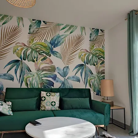 La Maison Olivia La Rivière-Saint-Sauveur